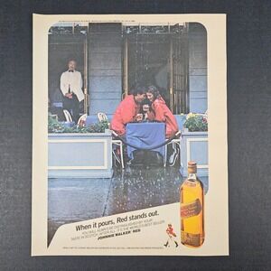 1985 Johnnie Walker Red Scotch Vintage Print Ad Couple Drinking In Rain Bar Shop